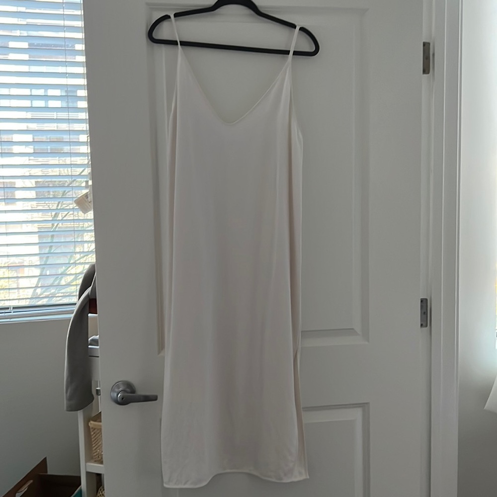 Everlane dress